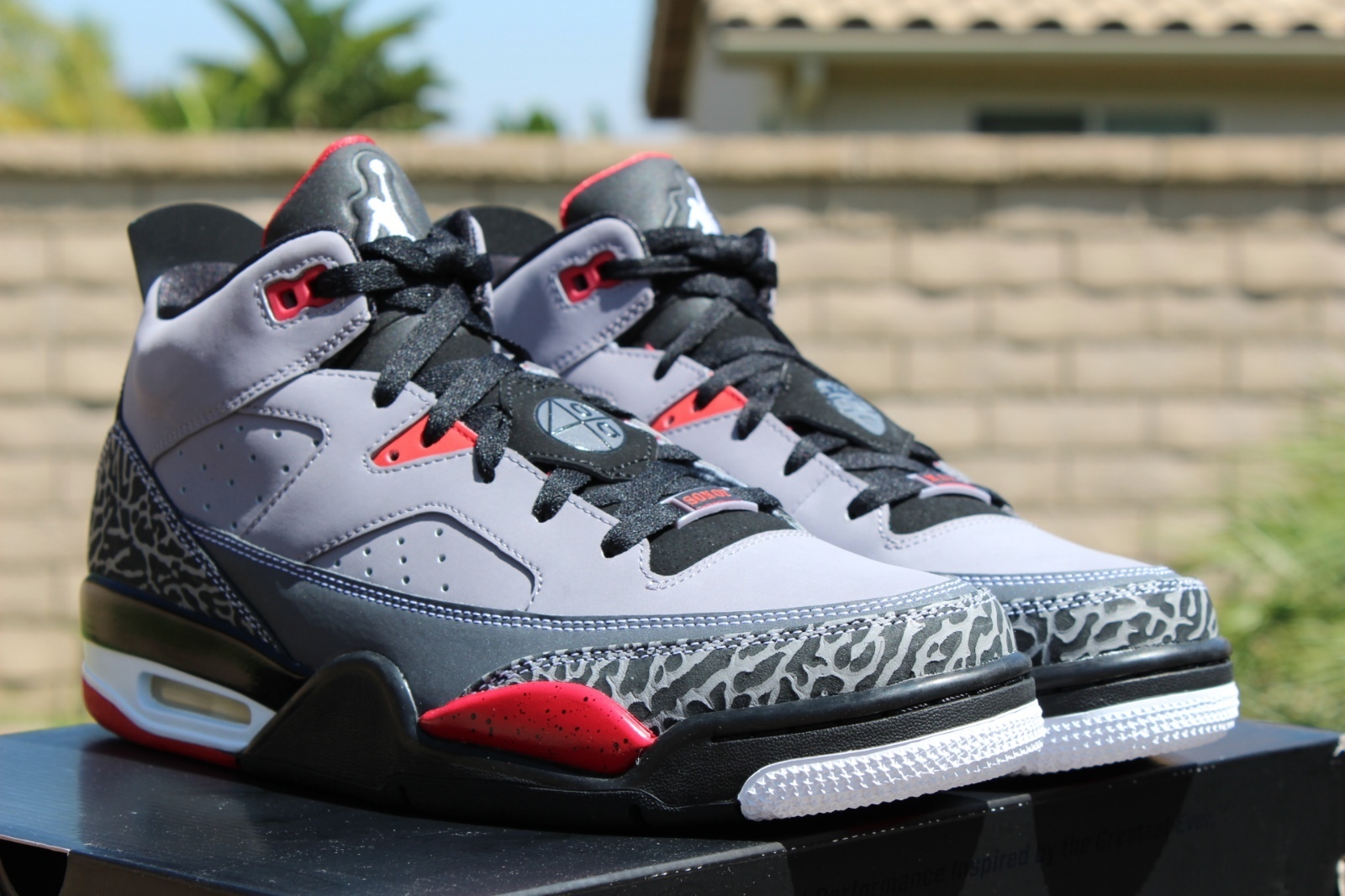 Jordan son of mars low deals wolf grey