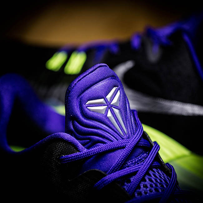 Купити NIKE KOBE VENOMENON 5 - БАСКЕТБОЛЬНЫЕ КРОССОВКИ [749884-005